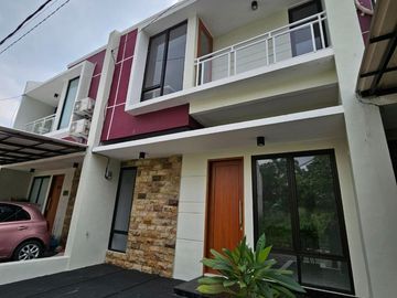 Rumah Teluk Bayur Sukmajaya Dekat Margonda,Baru 2 LANTAI Mewah Harga Murah di Kota Depok Jual Dijual