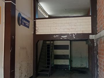 Edificio Rentero  en Venta en Chone Vía Quito