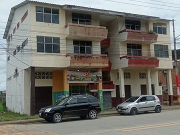 Edificio Rentero  en Venta en Chone Vía Quito