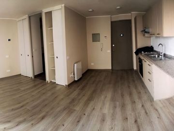 !Oportunidad Studio¡ Carlos Valdovinos / Gran Avda.-metro Franklin(l6-l2)