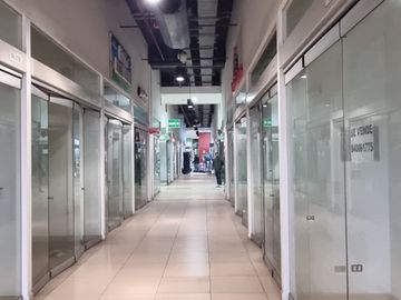 VENTA LOCAL COMERCIAL EN CENTRO COMERCIAL GAMMA -LA VICTORIA , GAMARRA