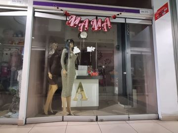 VENTA LOCAL COMERCIAL EN CENTRO COMERCIAL GAMMA -LA VICTORIA , GAMARRA