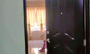 Fully Furnished Studio Type Condo Unit near Airport