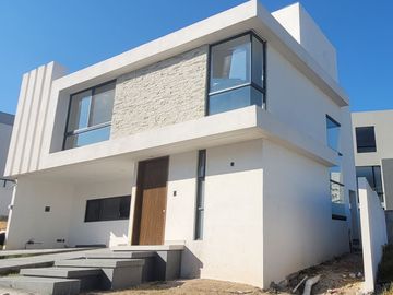 CASA EN VENTA EN LOMAS DEL MOLINO, LEÓN, GTO.