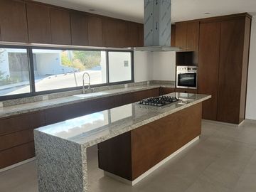 CASA EN VENTA EN LOMAS DEL MOLINO, LEÓN, GTO.