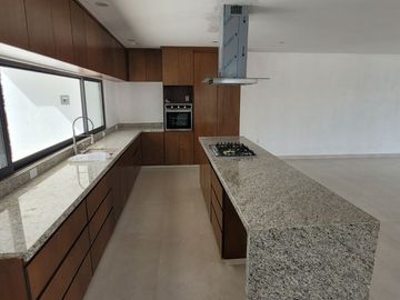 CASA EN VENTA EN LOMAS DEL MOLINO, LEÓN, GTO.