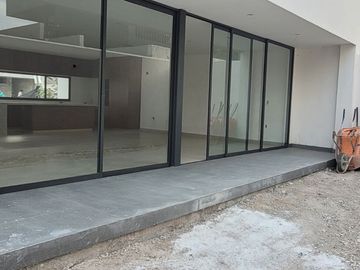 CASA EN VENTA EN LOMAS DEL MOLINO, LEÓN, GTO.