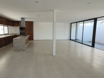 CASA EN VENTA EN LOMAS DEL MOLINO, LEÓN, GTO.