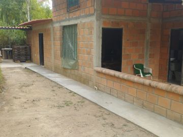 Casa campestre en venta en Alcala