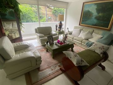 Se vende espectacular apartamento en Santa Teresita