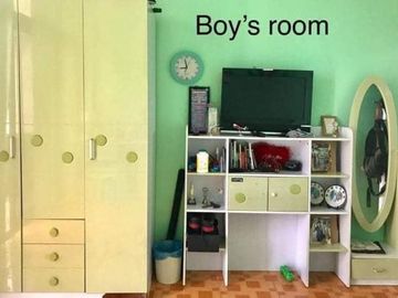 Resale 4 Bedrooms Beach House in Compostela