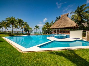 Departamento en Venta, Isla Dorada Residencial, Cancún Quintana Roo.