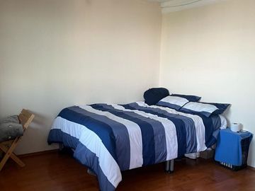 Casa en venta en 4 niveles con excelente vista.