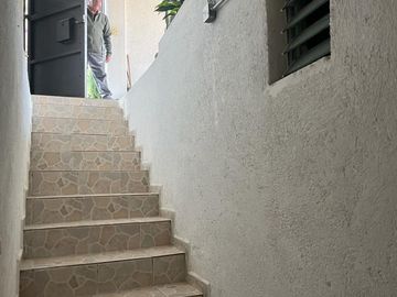 Casa en venta en 4 niveles con excelente vista.