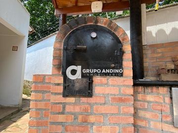 Se Vende Casa en el Conjunto Lomas del Campestre - Piedecuesta