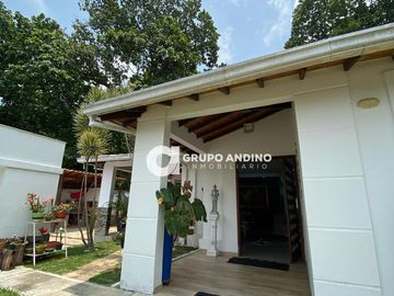 Se Vende Casa en el Conjunto Lomas del Campestre - Piedecuesta