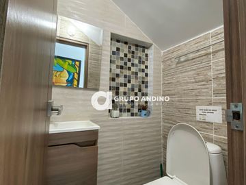 Se Vende Casa en el Conjunto Lomas del Campestre - Piedecuesta