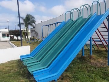 En Venta casa completamente amoblada en la urbanización Punta Carnero, Salinas, Santa Elena.