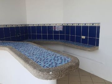 En Venta casa completamente amoblada en la urbanización Punta Carnero, Salinas, Santa Elena.
