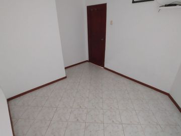 En Venta casa completamente amoblada en la urbanización Punta Carnero, Salinas, Santa Elena.