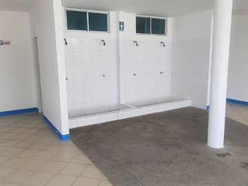 En Venta casa completamente amoblada en la urbanización Punta Carnero, Salinas, Santa Elena.