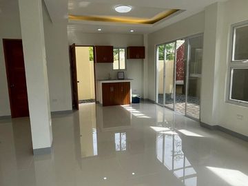 House For Sale in The Residences of Coral Bay, Minglanilla Cebu