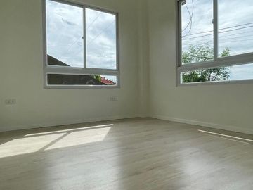 House For Sale in The Residences of Coral Bay, Minglanilla Cebu