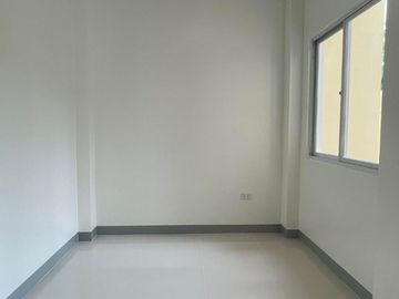 House For Sale in The Residences of Coral Bay, Minglanilla Cebu