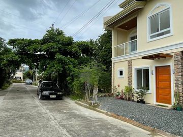 House For Sale in The Residences of Coral Bay, Minglanilla Cebu