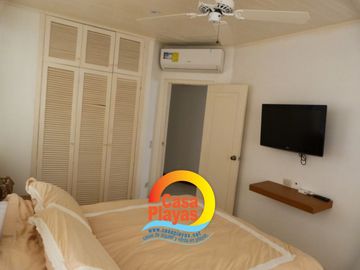 Departamento de Lujo Frente Al Mar de Venta en Playas Villamil, Edificio La Balsilla