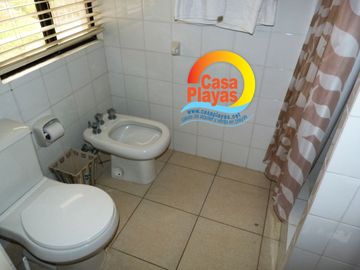 Departamento de Lujo Frente Al Mar de Venta en Playas Villamil, Edificio La Balsilla