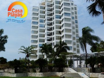 Departamento de Lujo Frente Al Mar de Venta en Playas Villamil, Edificio La Balsilla