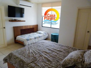 Departamento de Lujo Frente Al Mar de Venta en Playas Villamil, Edificio La Balsilla