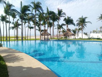 Venta de casa en Acapulco Diamante con club de playa  ACEPTAMOS CREDITO INFONAVIT
