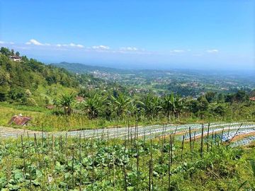 Tanah 2000m² Cocok Bangun Villa Kemuning Karanganyar