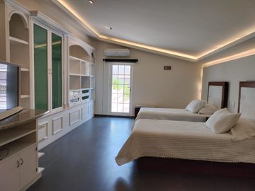 VENTA CASA EN PEDREGAL DE QUERÉTARO