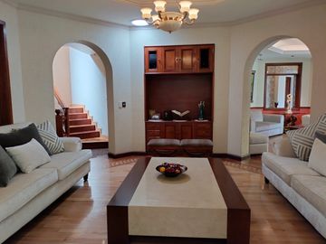 VENTA CASA EN PEDREGAL DE QUERÉTARO