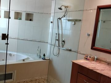 VENTA CASA EN PEDREGAL DE QUERÉTARO