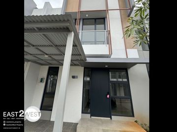 Dijual Rumah Cluster Yuthica Puspita Loka BSD City Tangerang Selatan Unit Baru Bagus Nyaman Lokasi Strategis Siap Huni