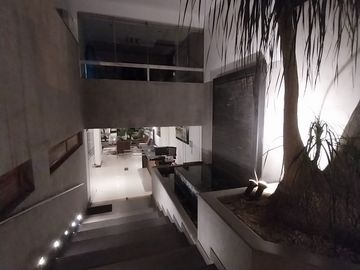 SE VENDE Lindo departamento 178m² en Chacarilla (San Borja) - Zona Pentagonito.