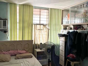 Below Market Value:  Pre-owned 3-storey split-type house in Rizal Village Alabang Muntinlupa
