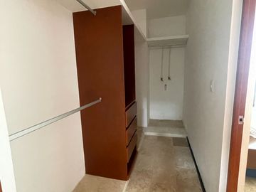 Departamento en RENTA en col. Montes de amé, con piscina propia totalmente amueblado.