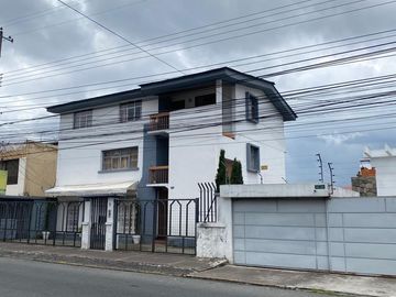 Venta Edificio en Av. Brasil