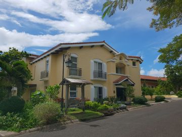 7 BEDROOM HOUSE FOR SALE TAGAYTAY MIDLANDS - TAGAYTAY HIGHLANDS