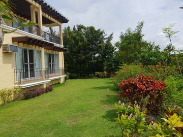 7 BEDROOM HOUSE FOR SALE TAGAYTAY MIDLANDS - TAGAYTAY HIGHLANDS