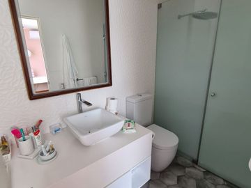 Moderno departamento duplex en Venta en San Isidro cerca a parques