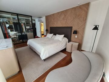 Moderno departamento duplex en Venta en San Isidro cerca a parques