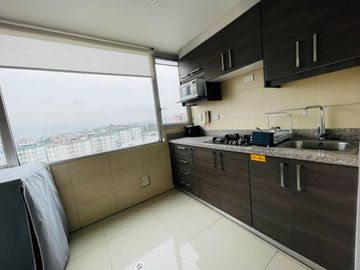 Suite de venta sector iñaquito av. eloy alfaro en el 4to piso