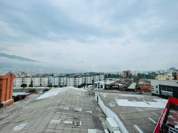 Suite de venta sector iñaquito av. eloy alfaro en el 4to piso