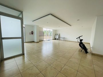 Suite de venta sector iñaquito av. eloy alfaro en el 4to piso